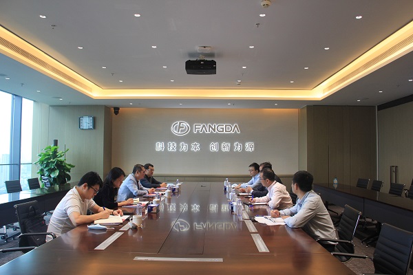 深圳市南山区税务局长蔡伟群一行莅临九游会老哥俱乐部集团考察调研