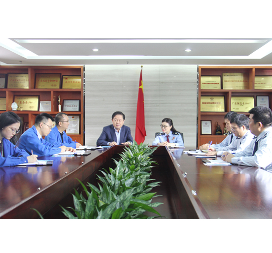 深圳市南山区税务局党委委员、总会计师熊艳一行莅临九游会老哥俱乐部集团座谈交流